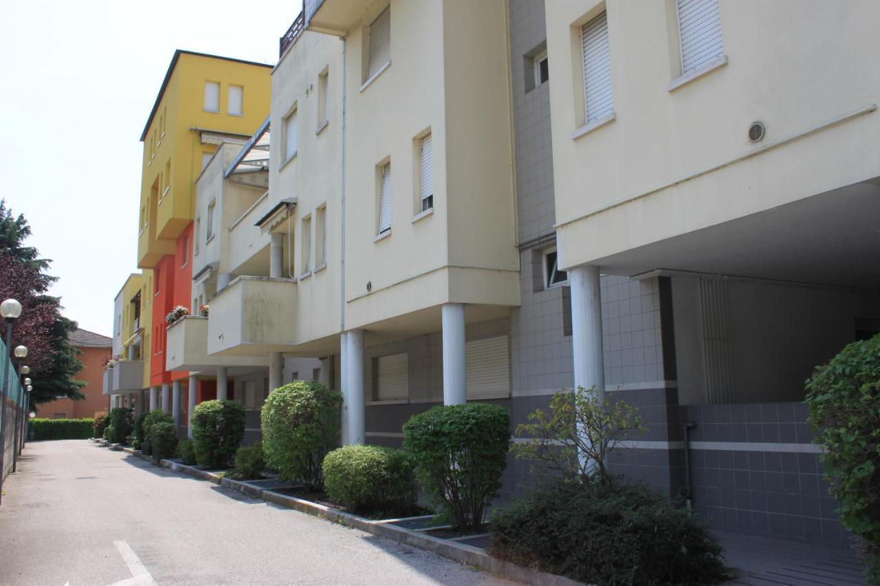 B&B Color Rovereto Rovereto  Zewnętrze zdjęcie